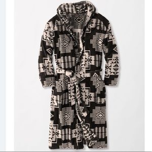 Pendleton Chief Joseph Jacquard Terry Robe